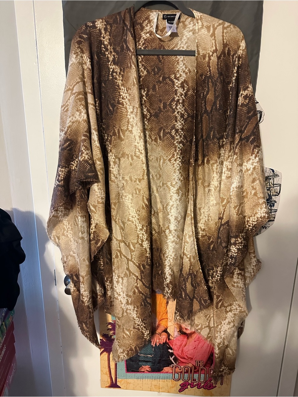 Women's Snake Print Kimono Cover-up/ shawl